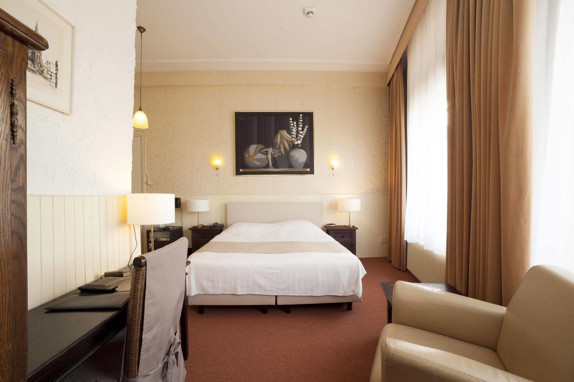 Hotel Dordrecht Zewnętrze zdjęcie