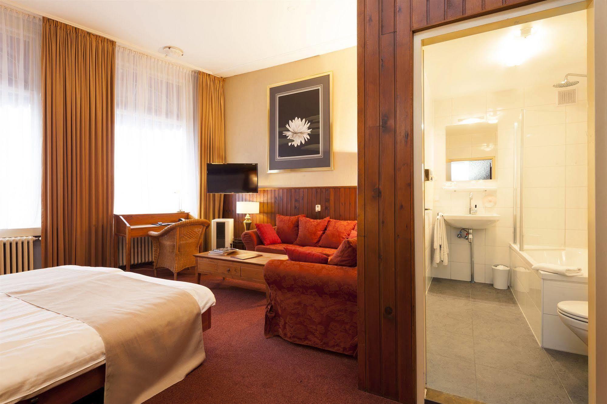Hotel Dordrecht Zewnętrze zdjęcie